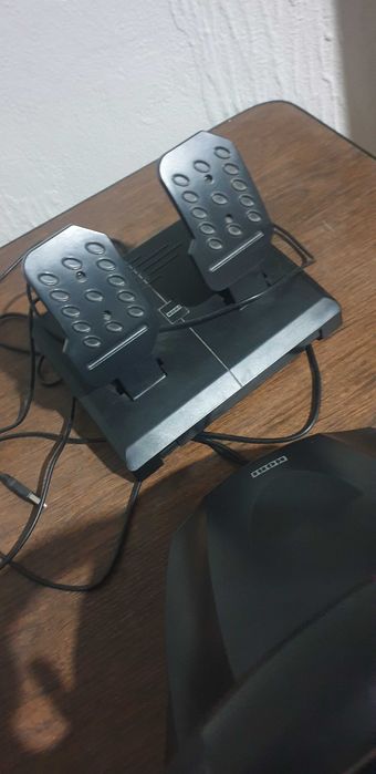 Vendo volante e pedais