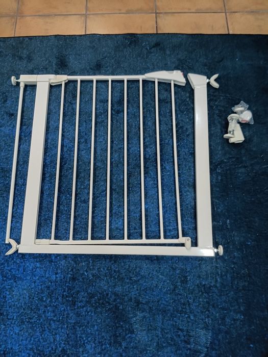 Cancela em bom estado.