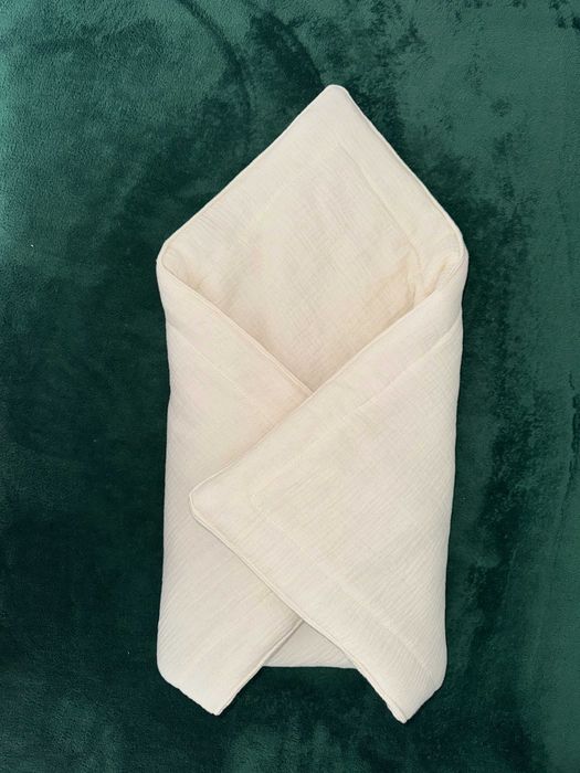 Rożek niemowlęcy 60x60 Becik Muślinowy - Kremowy