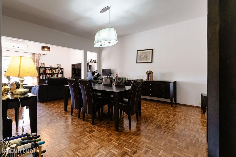 Apartamento com 282 m2 de dois pisos no coração de Campo Maior — Nossa Senhora da Expectação, Portalegre