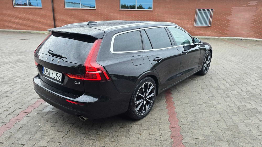 Volvo V60 D4 190 KM 2019
