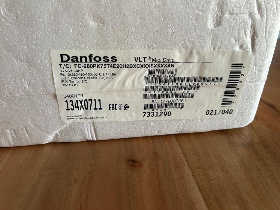 Variador de Velocidade Danfoss VLT Midi Drive FC 280 (Novo)
O artigo