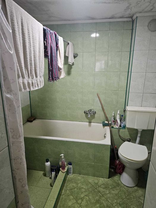 Цікава локація, 900 метрів від термальних басейнів.