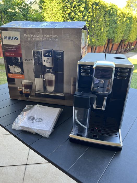 Кавомашина Saeco/DeLonghi/Philips