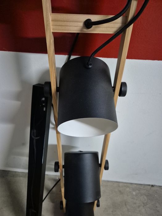 Candeeiro de Teto 4 Focos Madeira e Metal – Estilo Nórdico