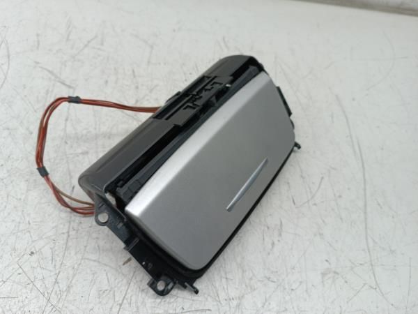 Cinzeiro - BMW 3 Touring (E91) | 04 - 12