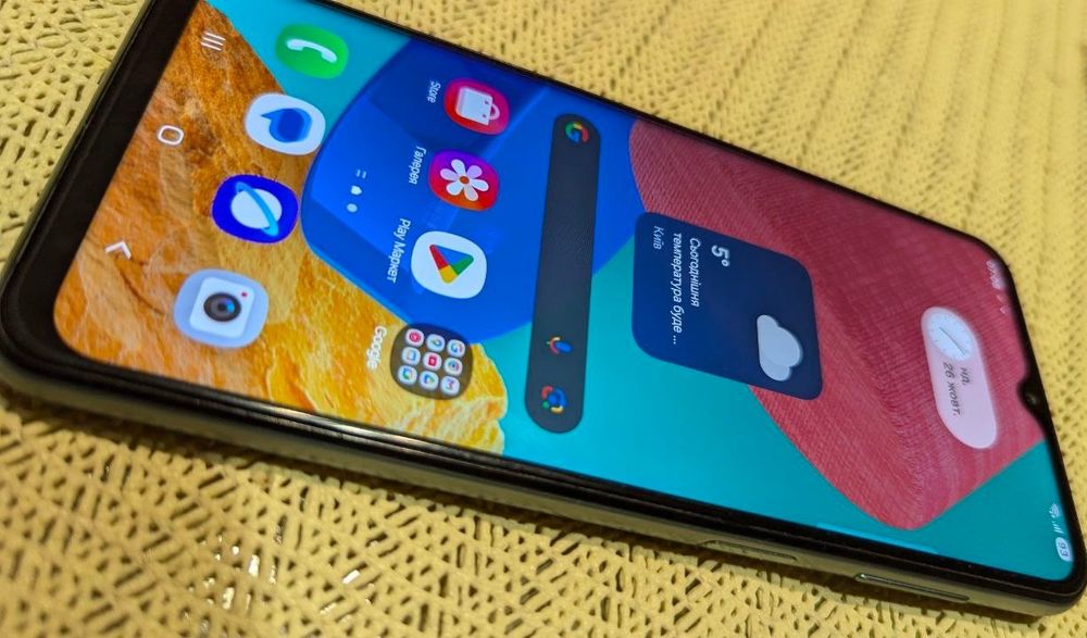 Мобільний телефон Samsung Galaxy M33 5G 6/128GB  
Оновлений до 15 Андр