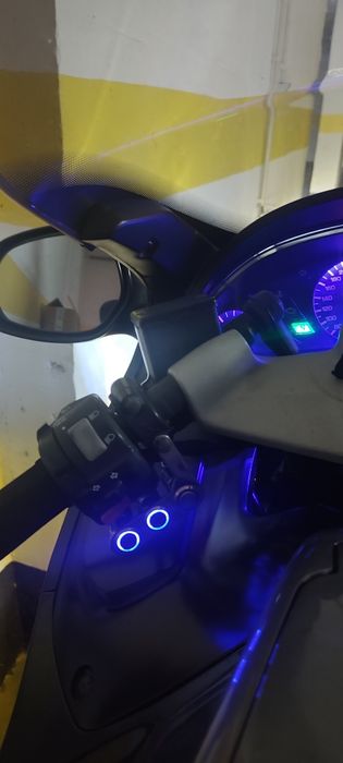 Mota Yamaha GTS 1000