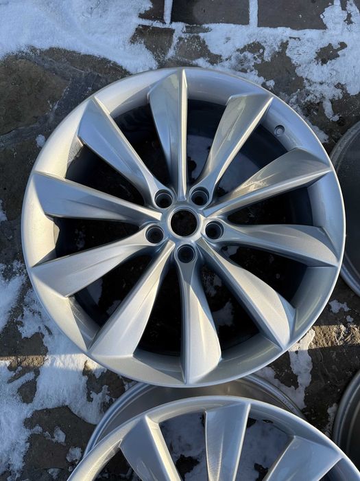Комплект дисків Tesla Model S 5/120 R21x8.5J Диски Тесла еска