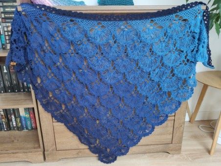 Ręcznie robiona chusta ,,wachlarze,,