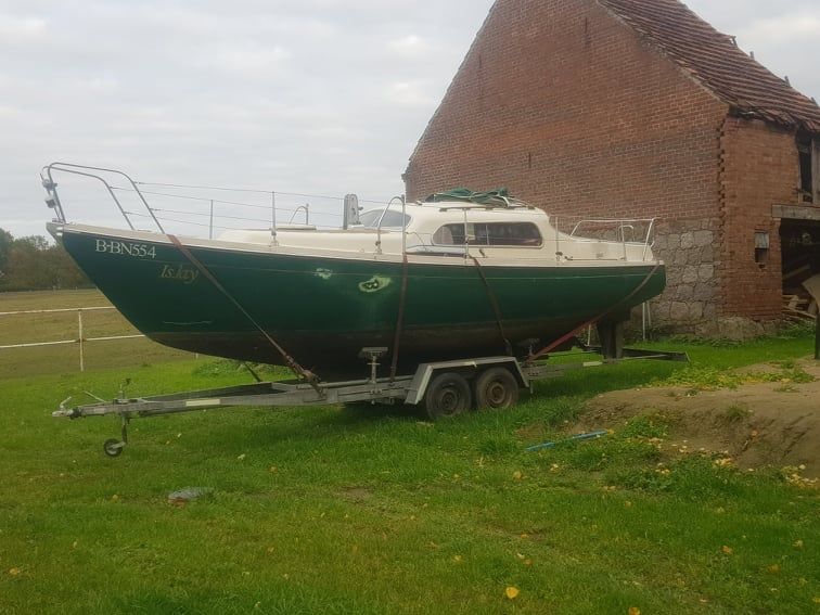 Jacht żaglowy łódź