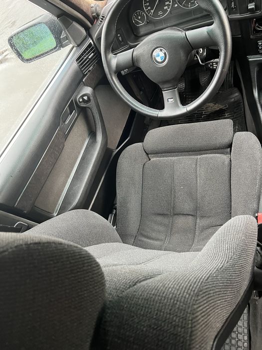BMW E34 M50B25 1992