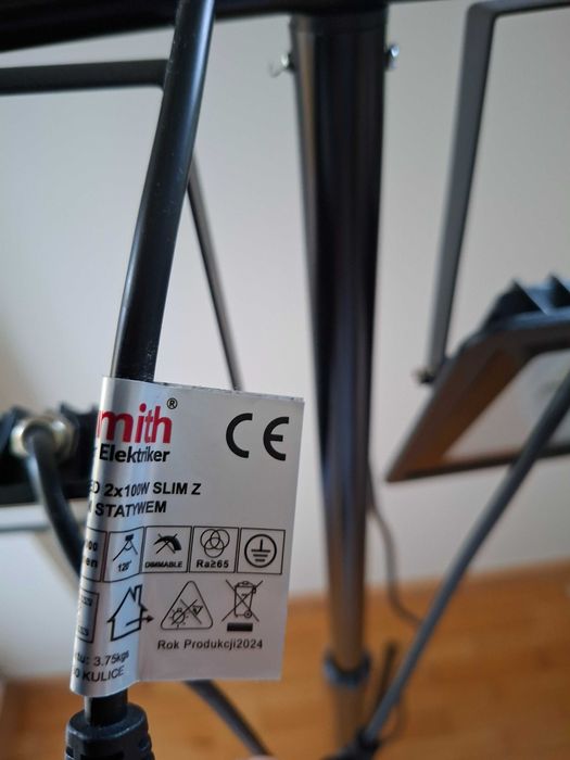 lampa naświetlacz led