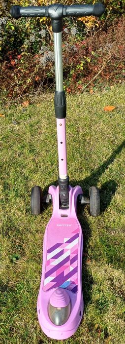 Hulajnoga Baytter trzykołowa. Koła LED