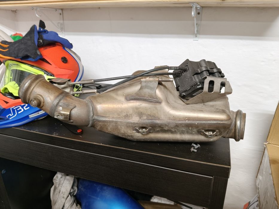 Katalizator zawór exup KTM super Duke 1290r 2022r