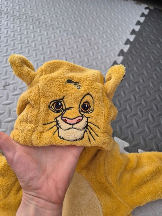Kombinezon 68 król lew simba