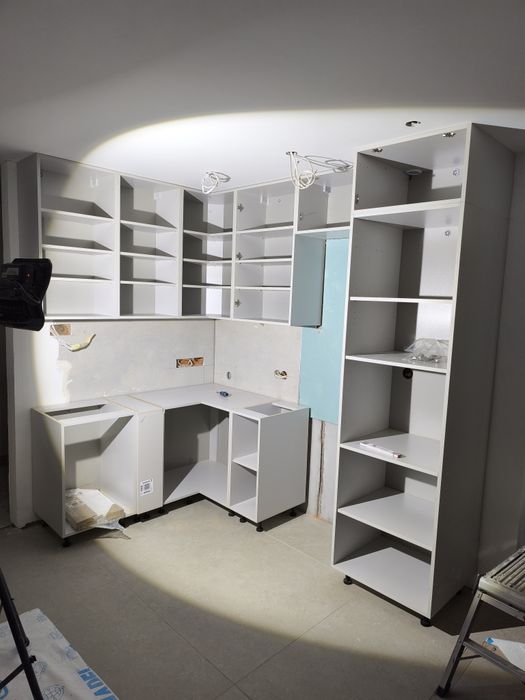 Montaż, składanie, skręcanie mebli, przeróbki kuchni