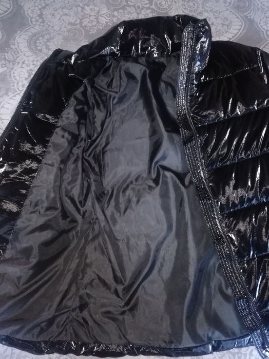 Casaco acolchoado preto metalizado M/L