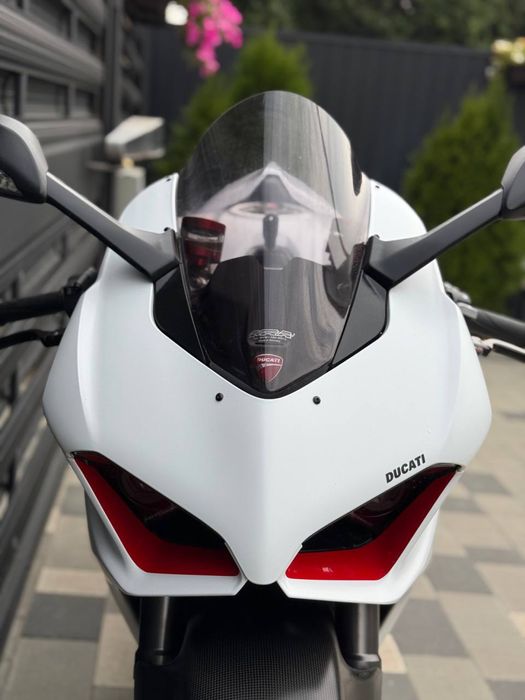 Ducati Panigale V2 2023 рік