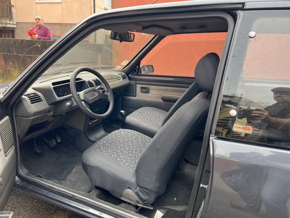 Peugeot   205 XR