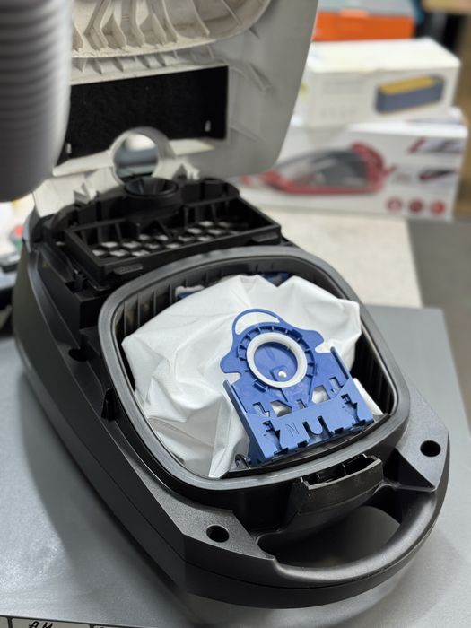 Пилосос Miele C1 Classic Flex б/в. В гарному стані.