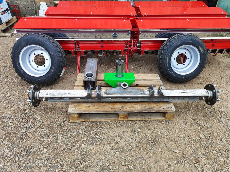 Візок для жниварок,тележка для жатки 7 8 9 10м Claas, Case, JOHN DEERE