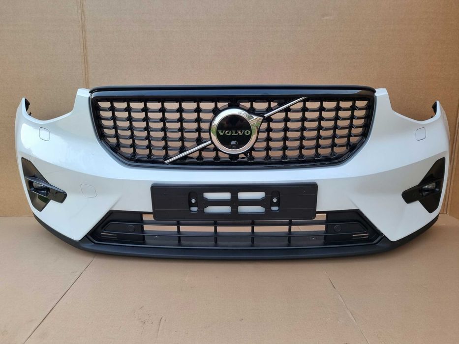 Бампер передний перед Volvo XC40 R-design разборка