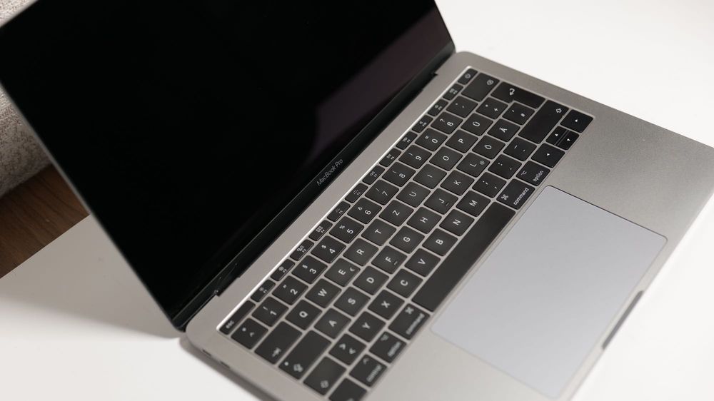  MacBook Pro 13” 2017 (A1708) i5 • 256GB • 16GB RAM #73