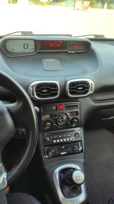 Продам гарне авто.