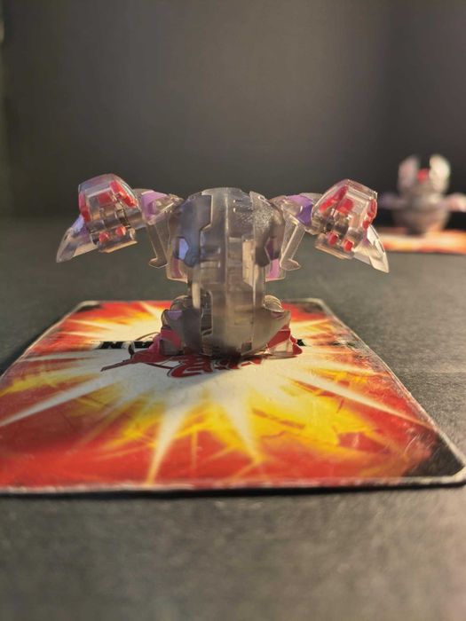Bakugan Translucent Darkus Hydranoid Evolution Set