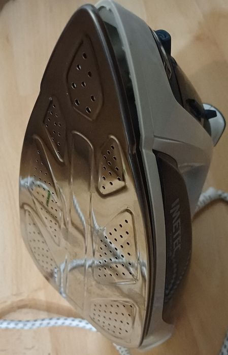 Super żelazko parowe ze stopa INOX  IMETEC