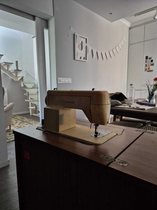 Máquina de costura Singer