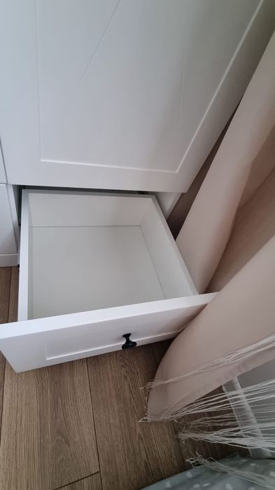 Szafa Lille 02 jak nowa