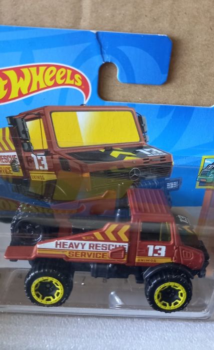 Mercedes-benz unimog 1300 hot wheels