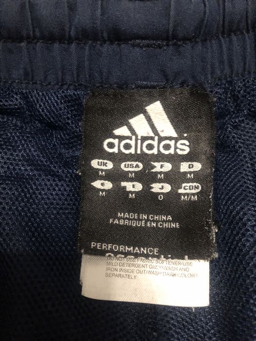 Шорти Adidas ClimaLite. Розмір М.
