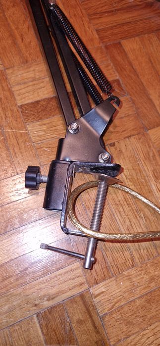 Mikrofon Novox NC-1 ze statywem i pop filtr