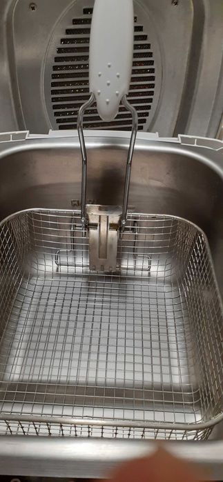 Fritadeira Moulinex ProClean - estado quase novo