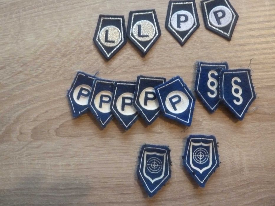 Patki do obszycia munduru policja.