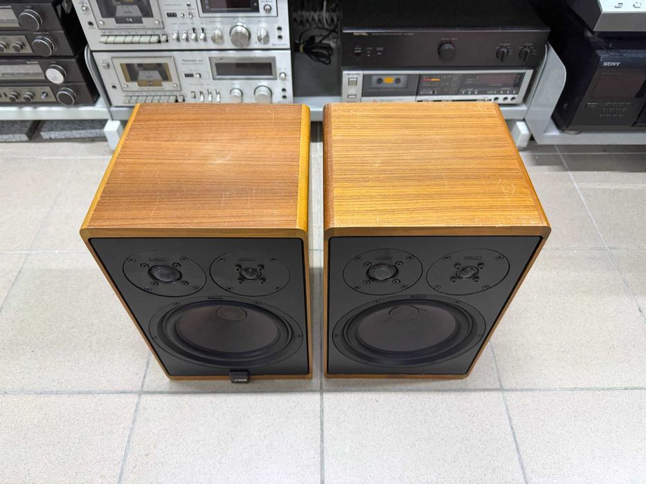 Kolumny podstawkowe Canton Quinto 520, monitory Audio Room