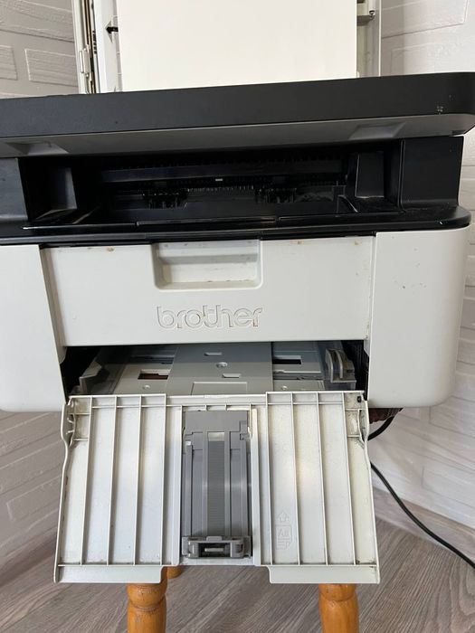 Лазерний принтер сканер Brother