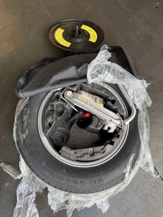 Koło dojazdowe zapasowe zestaw kluczy klucze lewarek audi 5x112 r15 opona firehawk 195/65
