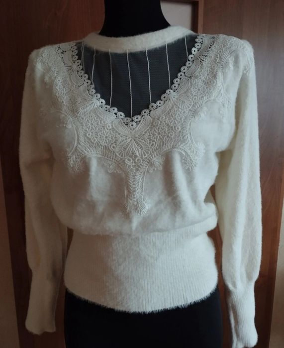 Nowy luksusowy biały śmietankowy  sweterek alpaka 36/38 Zayla Fashion