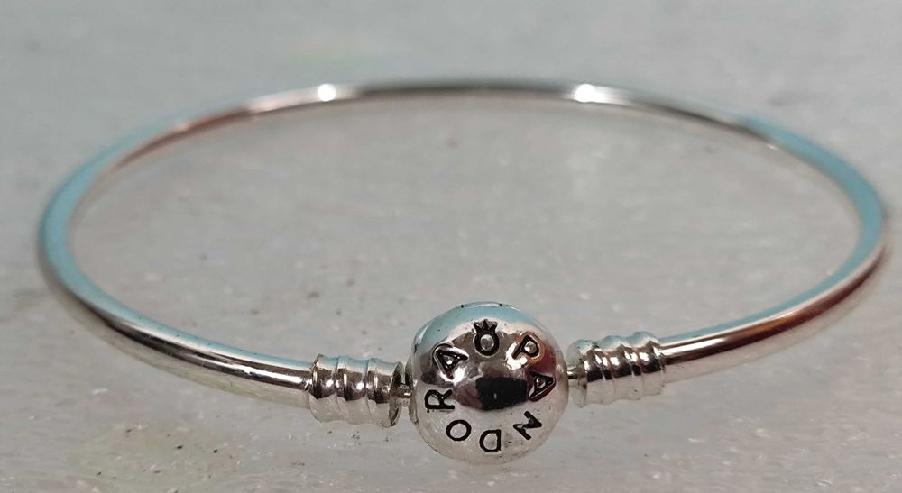 Pulseira escrava Pandora em prata