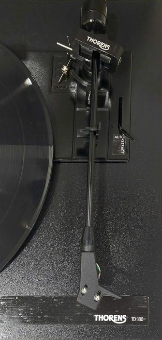 Gira-Discos THORENS TD-180 c/3 Velocidades - Engenharia Suíça (como novo)