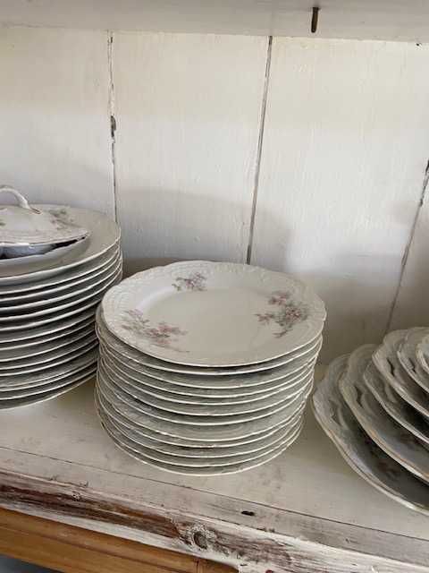 Servicio de louca antigo