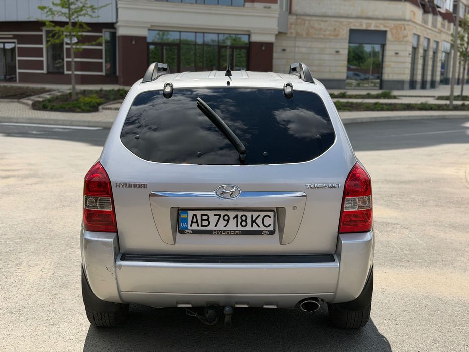 Продам HYUNDAI TUCSON в гарному стані