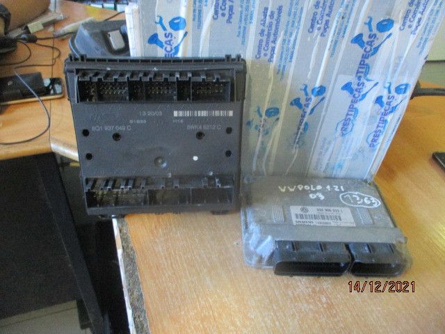 Centralina motor / ECU VOLKSWAGEN Polo (9N)