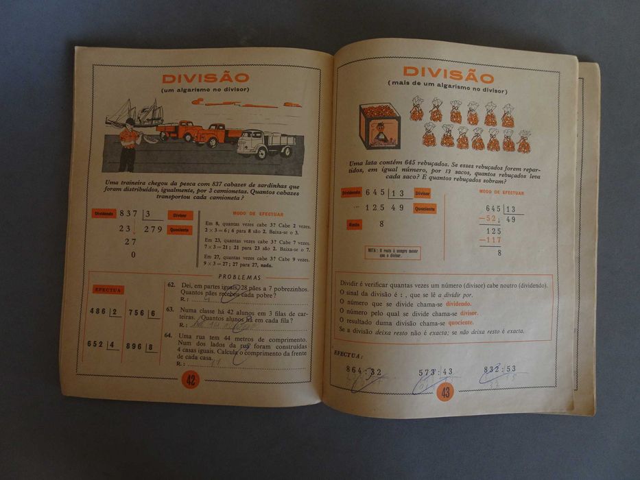 Livro Caderno de Aritmética 2ª classe Pedro de Carvalho 1961