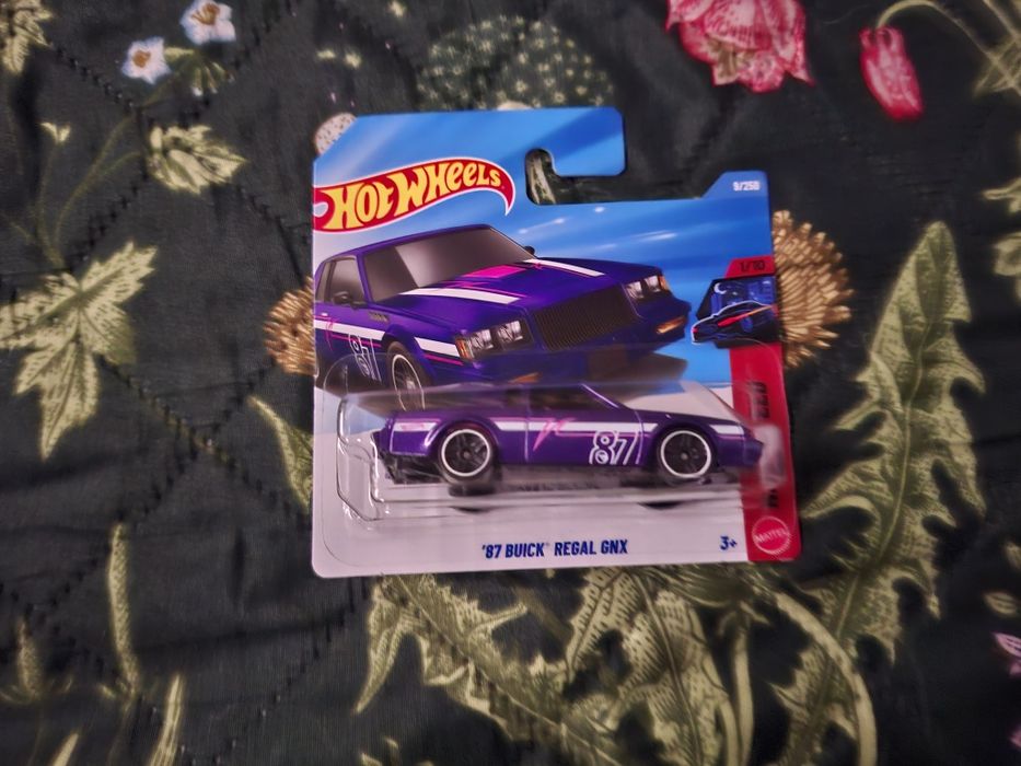 Sprzedam 87 brick hot wheels TH