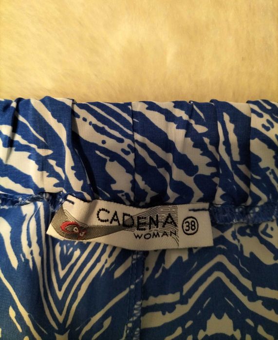 Calças com padrão, sedosas, tam. 38, Cadena